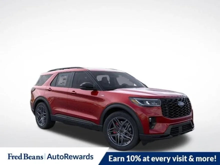 2025 Ford Explorer ST-Line photo 1