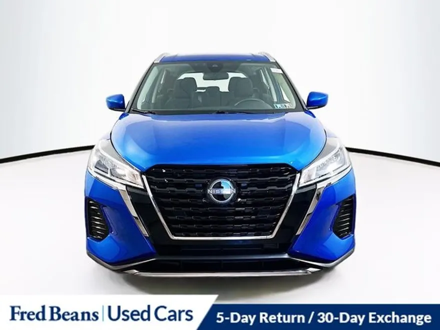 2023 Nissan Kicks SV photo 1