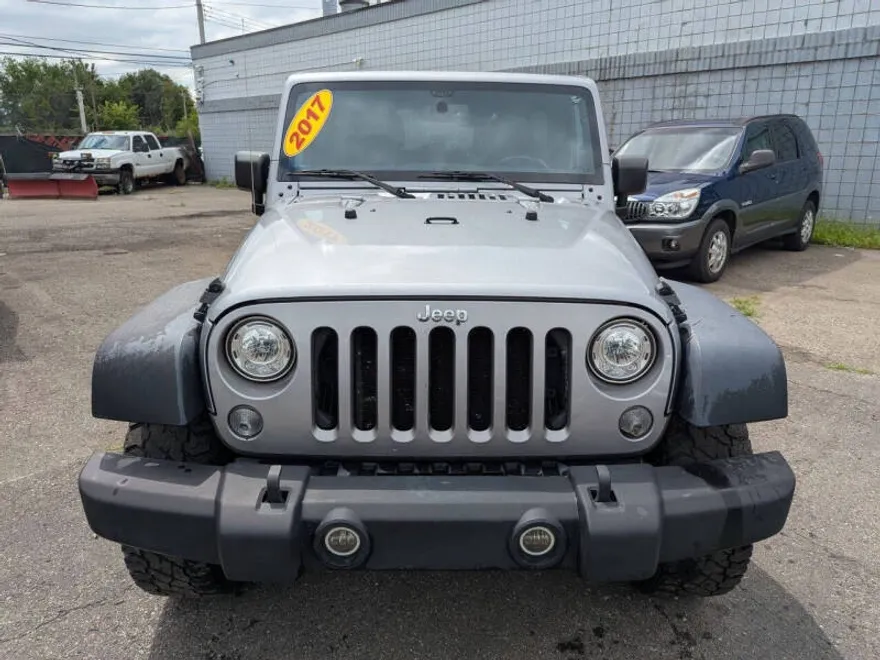 2017 Jeep Wrangler Unlimited Rubicon photo 1