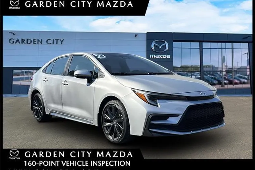 2023 Toyota Corolla SE photo 1