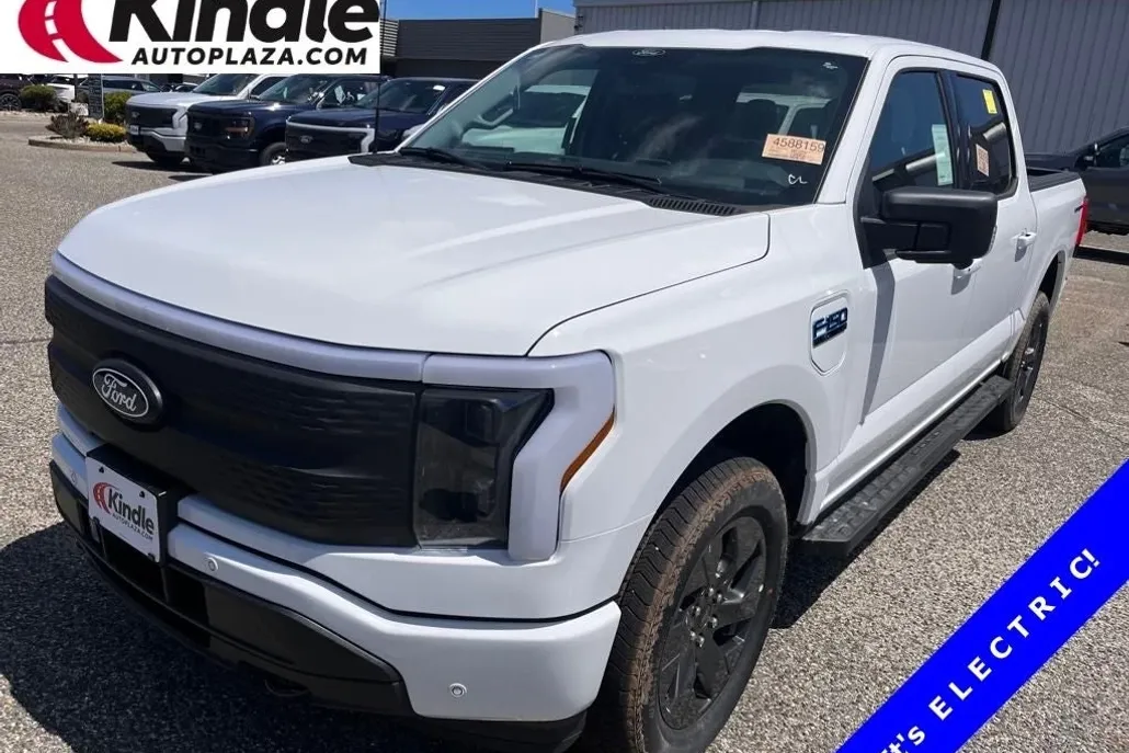 2025 Ford F-150 Lightning photo 1