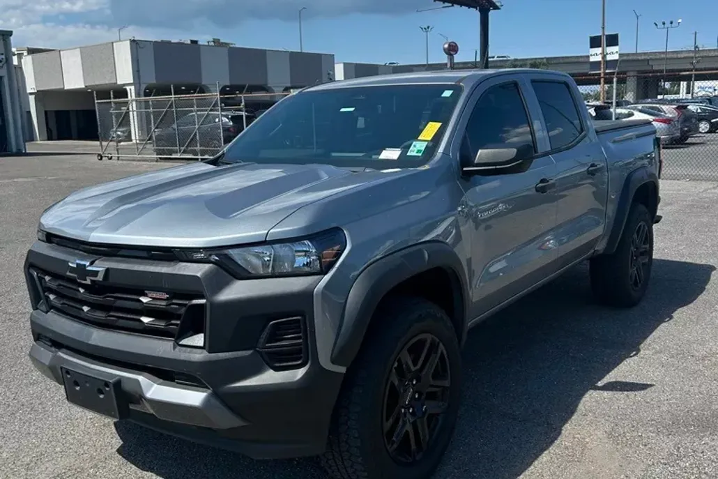 2023 Chevrolet Colorado Trail Boss photo 1