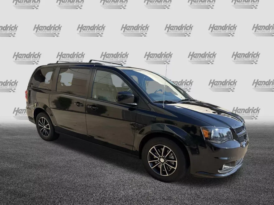 2018 Dodge Grand Caravan GT photo 1