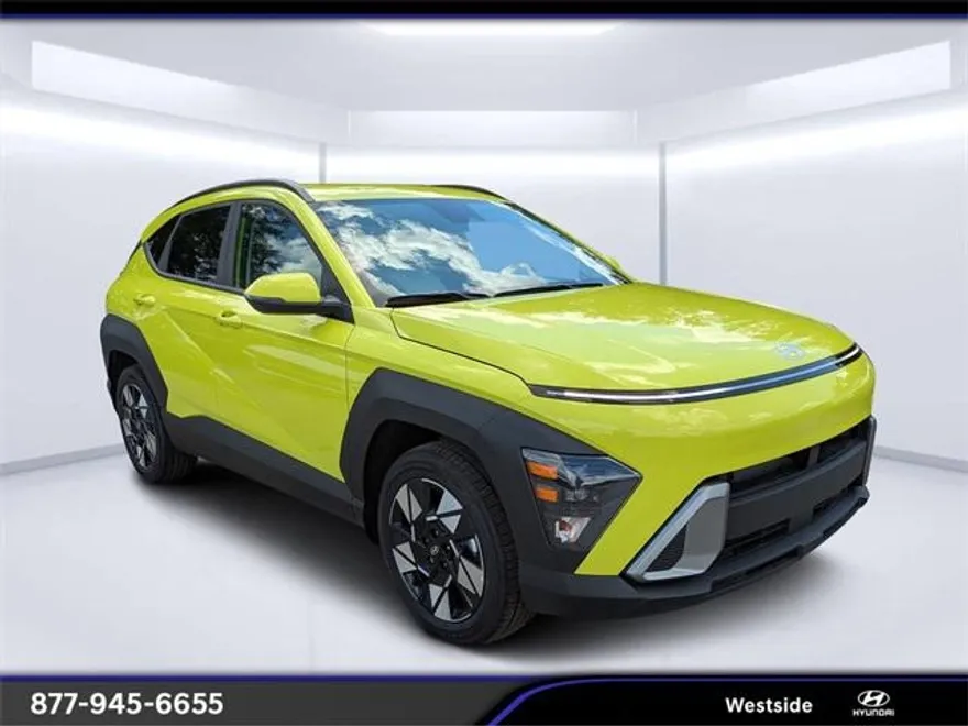2025 Hyundai Kona SEL photo 1
