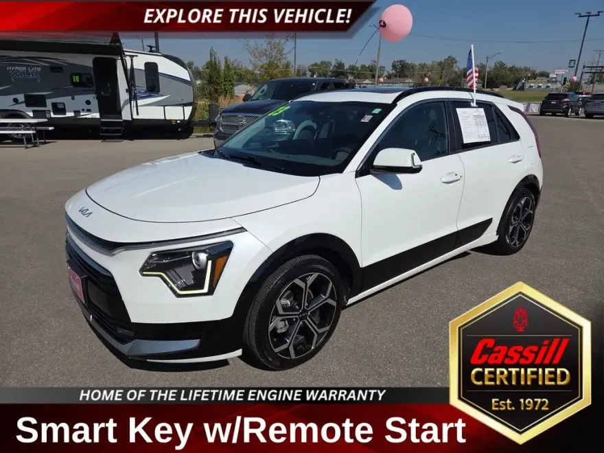 2023 Kia Niro EX Touring photo 1