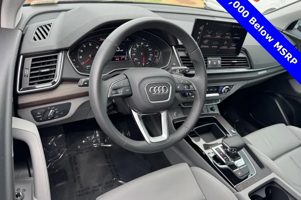 2025 Audi Q5 45 S line Premium photo 1