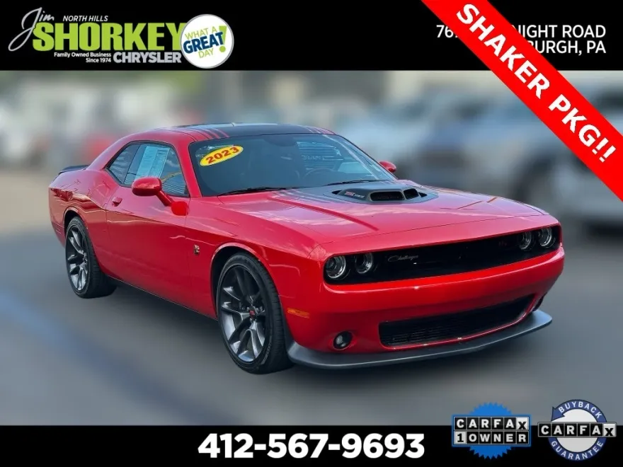 2023 Dodge Challenger R/T Scat Pack photo 1