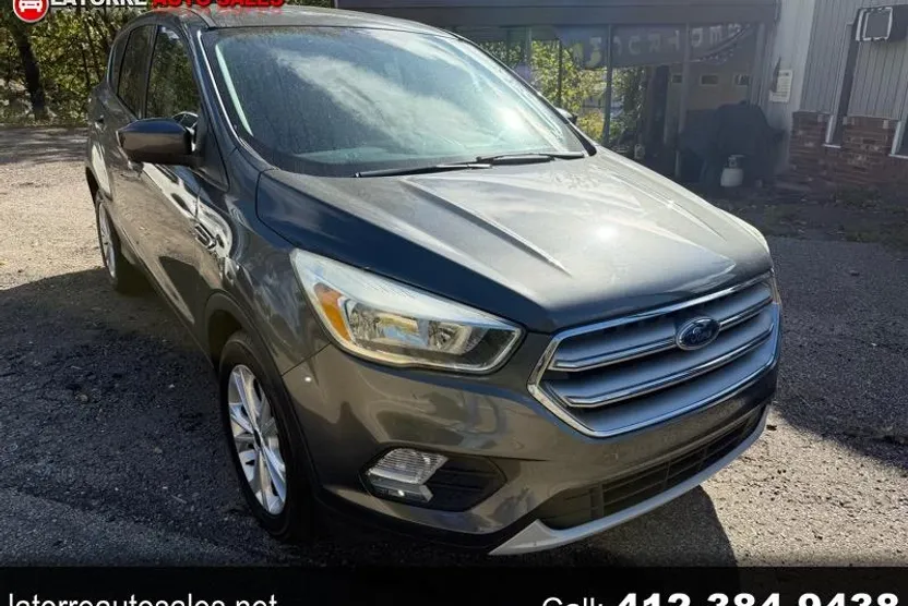 2017 Ford Escape SE photo 1