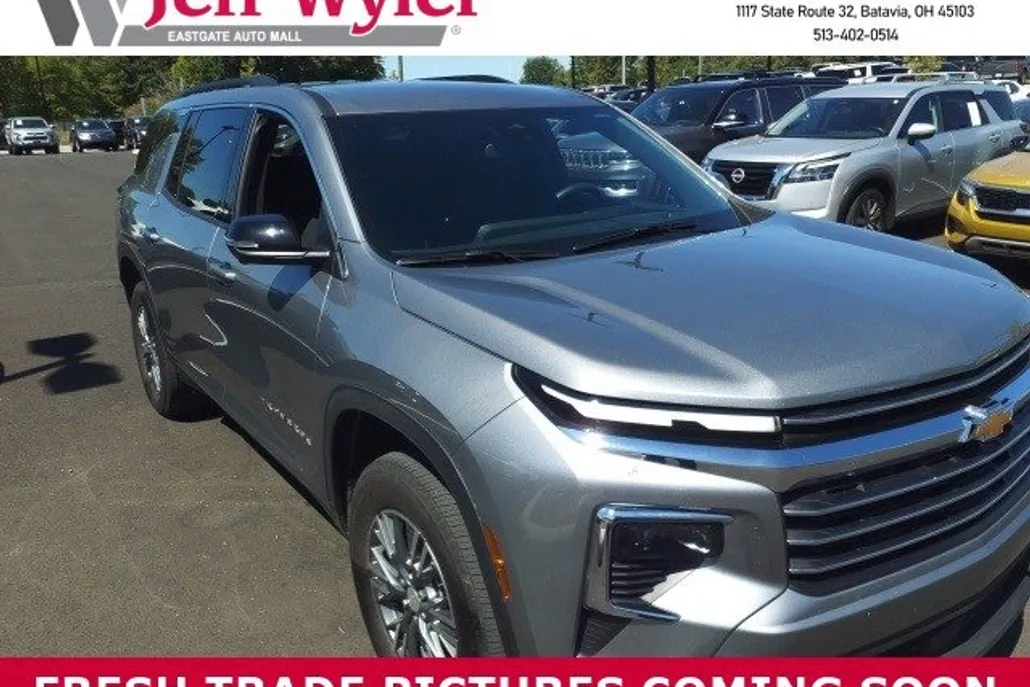 2024 Chevrolet Traverse photo 1