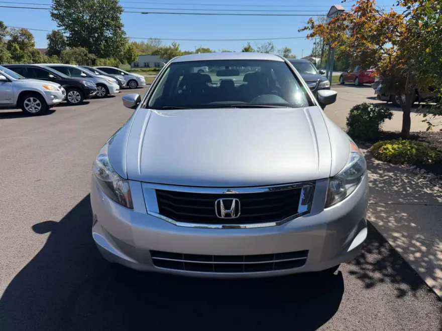 2009 Honda Accord LX photo 1