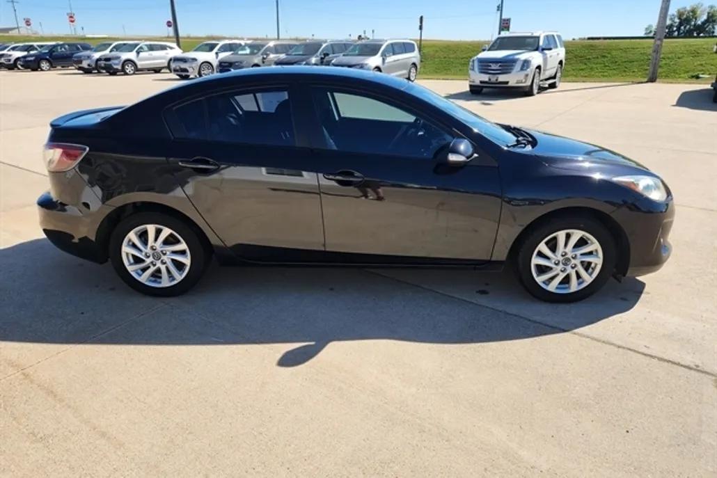 2013 Mazda Mazda3 Grand Touring photo 1
