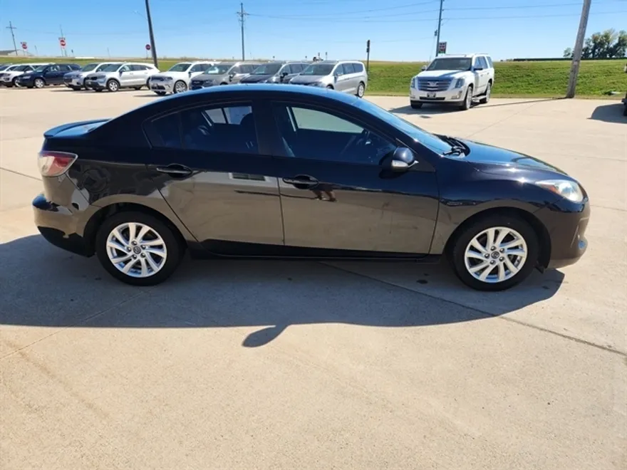 2013 Mazda Mazda3 Grand Touring photo 1