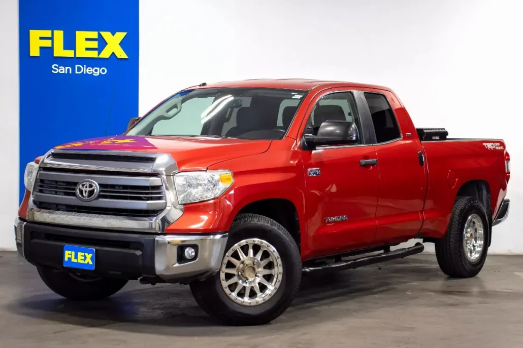 2015 Toyota Tundra Double Cab SR5 photo 1