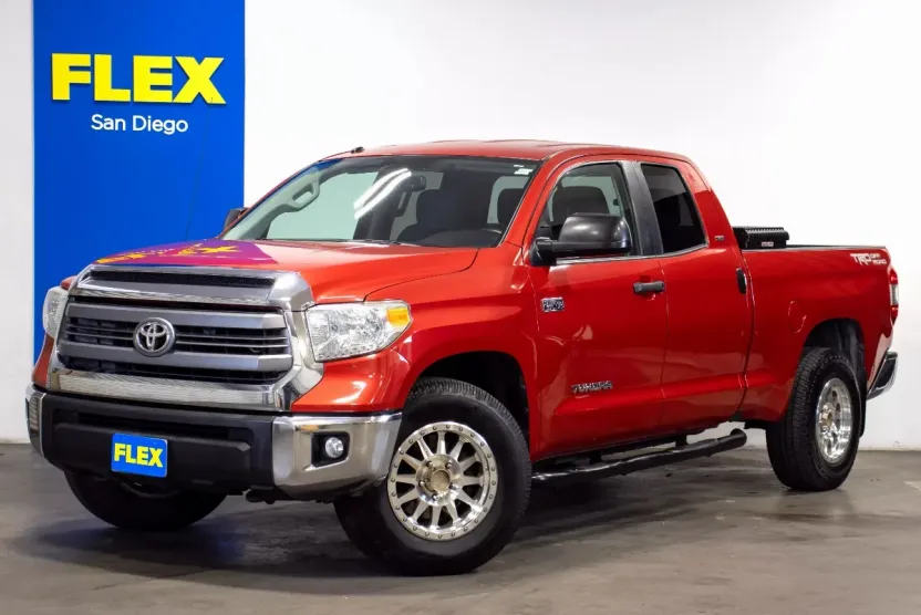 2015 Toyota Tundra Double Cab SR5 photo 1