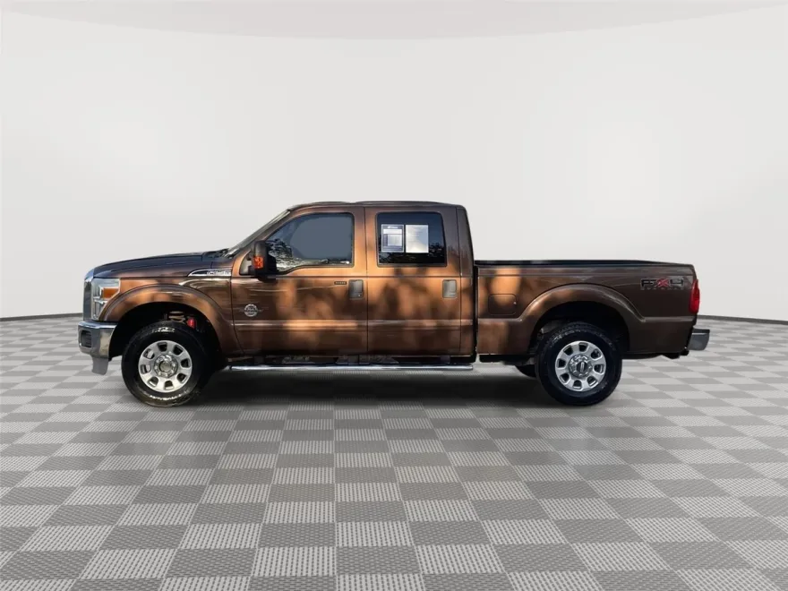 2011 Ford F-250 XLT photo 1