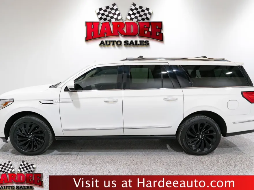 2021 Lincoln Navigator L Reserve photo 1