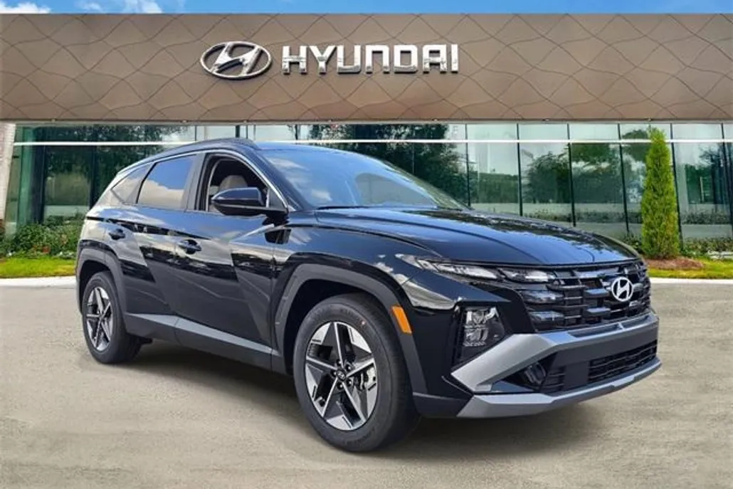 2025 Hyundai Tucson SEL photo 1