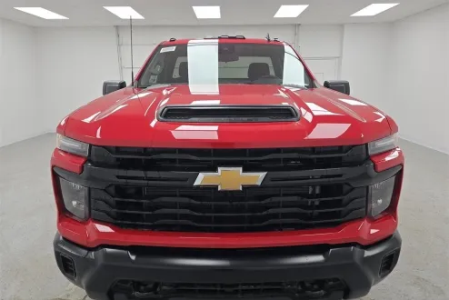 2025 Chevrolet Silverado 2500HD Work Truck photo 2