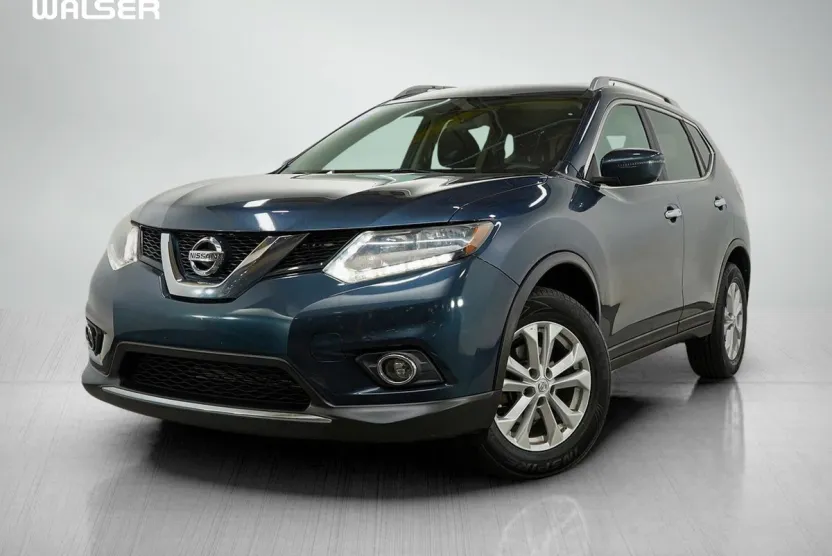2016 Nissan Rogue SV photo 1