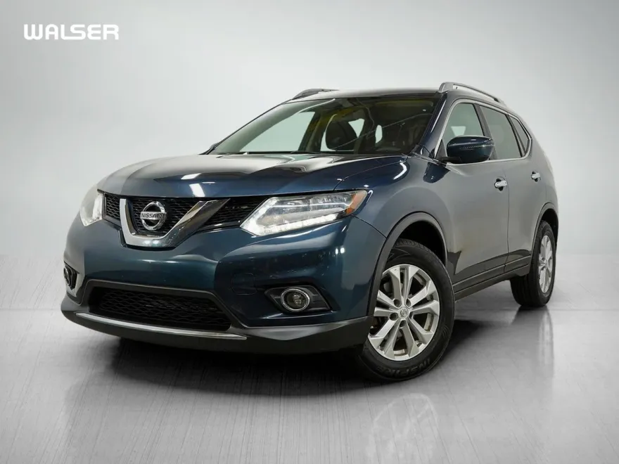2016 Nissan Rogue SV photo 1