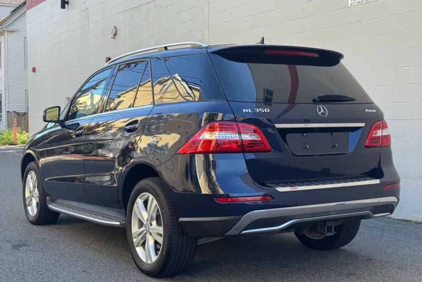 2015 Mercedes Benz ML 350 4MATIC photo 1