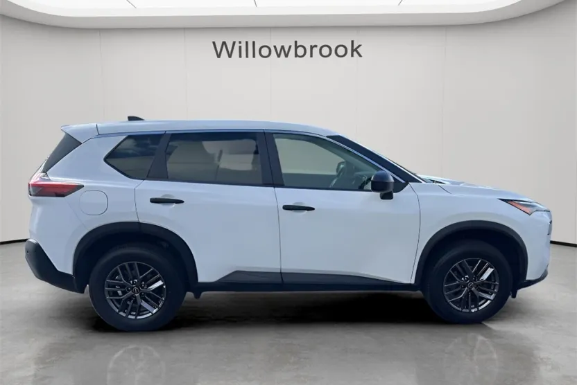 2023 Nissan Rogue S photo 1