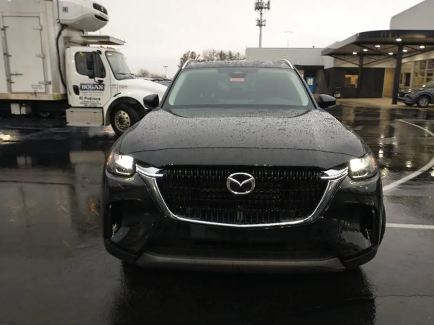 2025 Mazda CX-90 3.3 Turbo Preferred photo 1