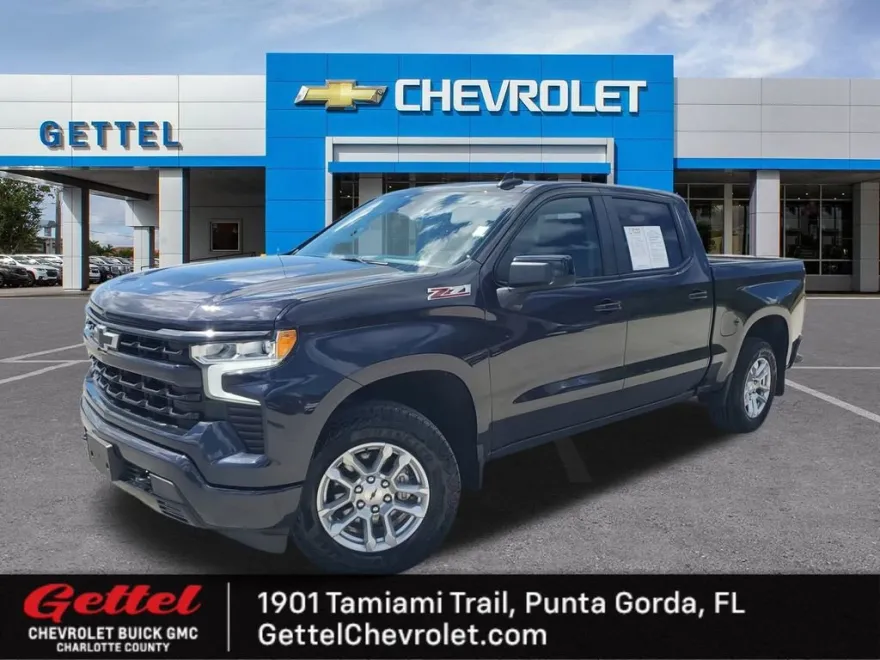 2022 Chevrolet Silverado RST photo 1
