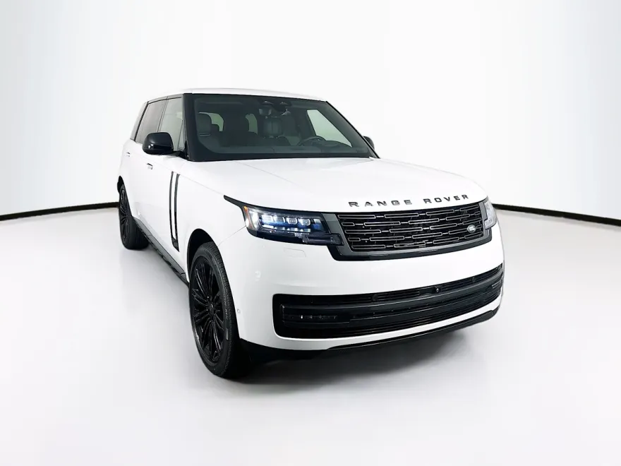 2025 Land Rover Range Rover SE photo 1