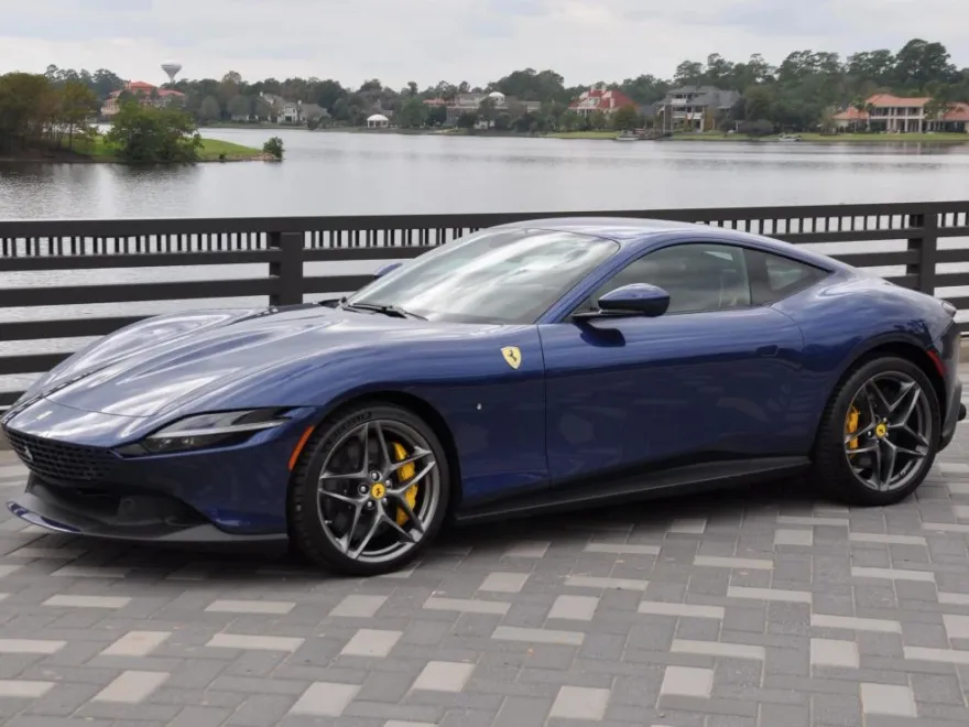 2022 Ferrari Roma photo 1