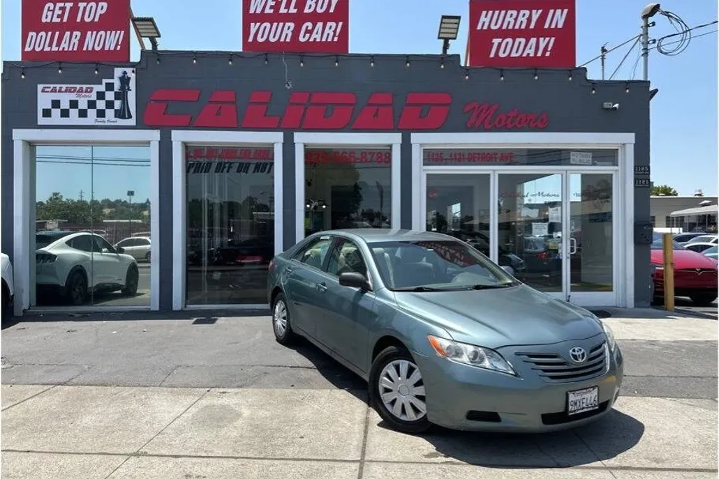 2009 Toyota Camry photo 1