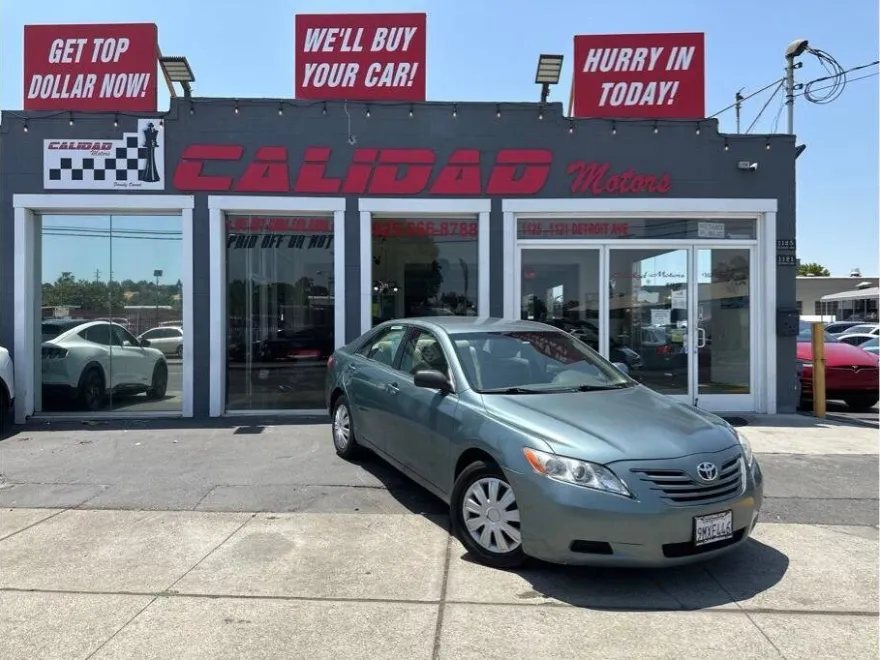 2009 Toyota Camry photo 1