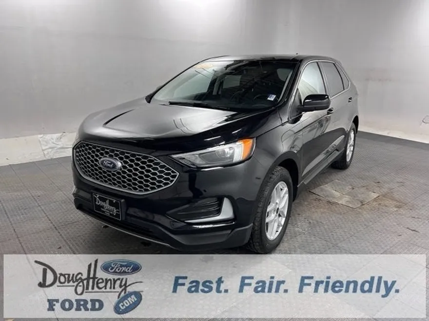 2023 Ford Edge SEL photo 1