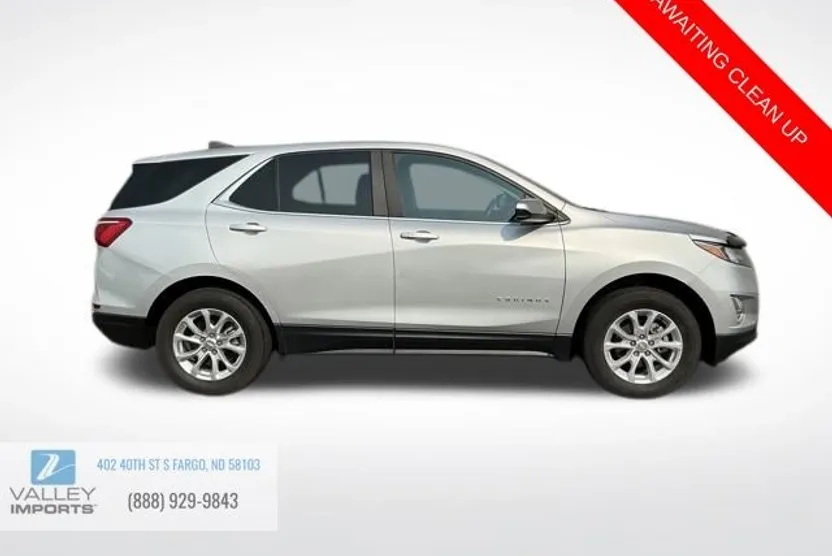 2021 Chevrolet Equinox LT photo 1