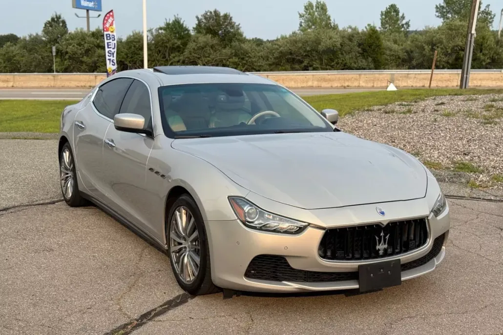 2015 Maserati Ghibli Q4 photo 1