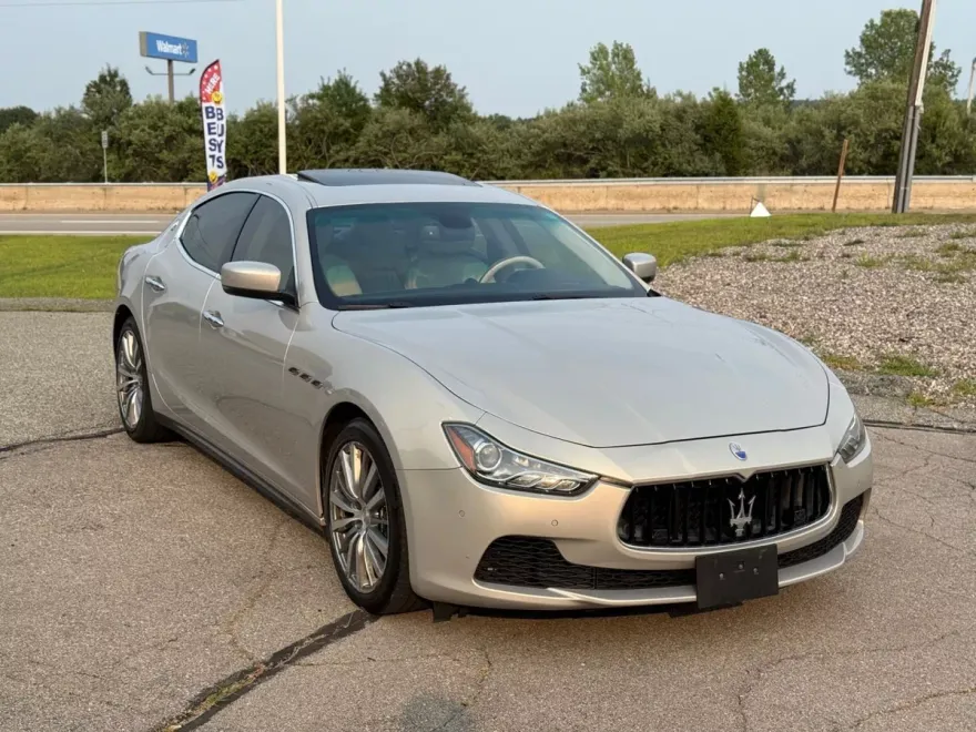 2015 Maserati Ghibli Q4 photo 1