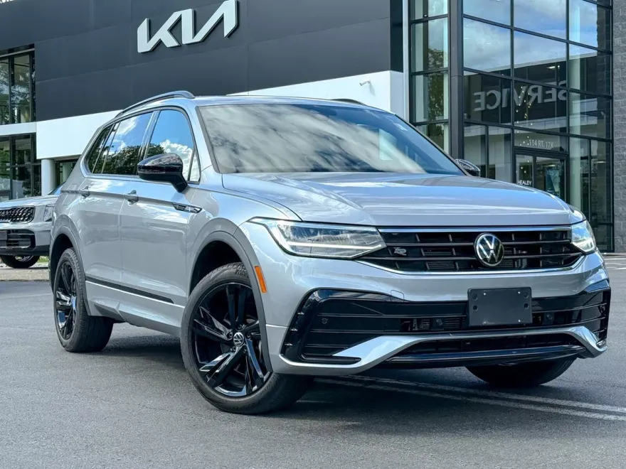 2023 Volkswagen Tiguan SE R-Line Black photo 1
