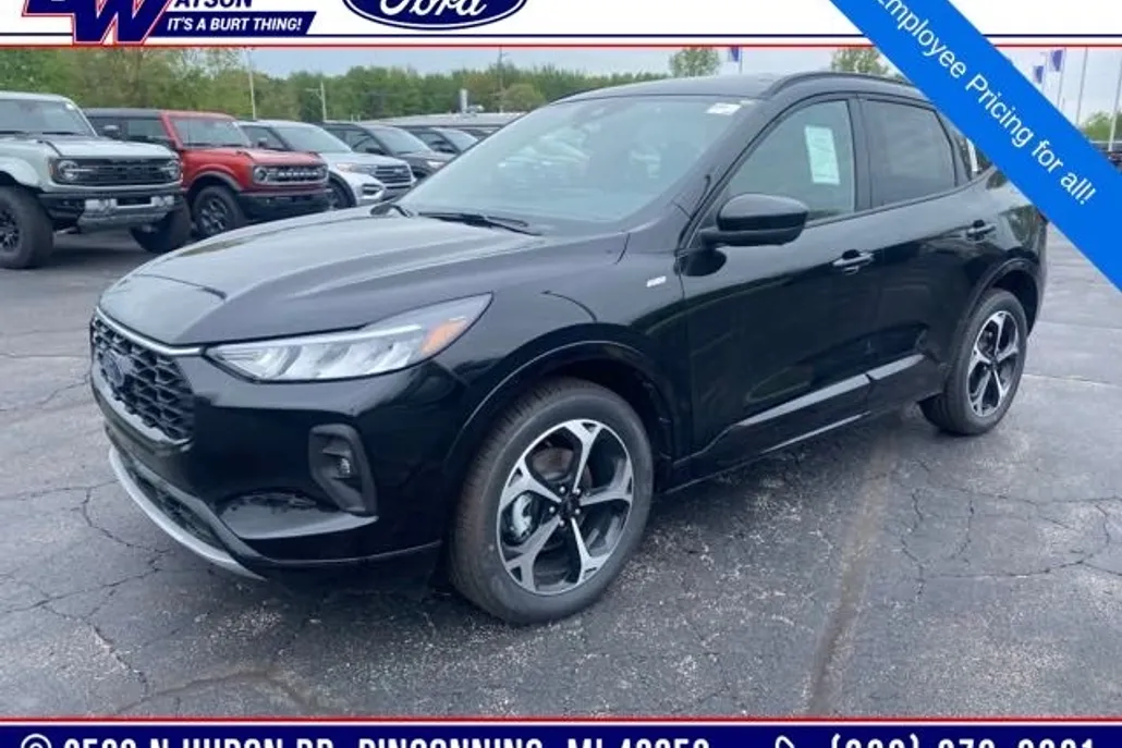 2024 Ford Escape ST-Line Select photo 1