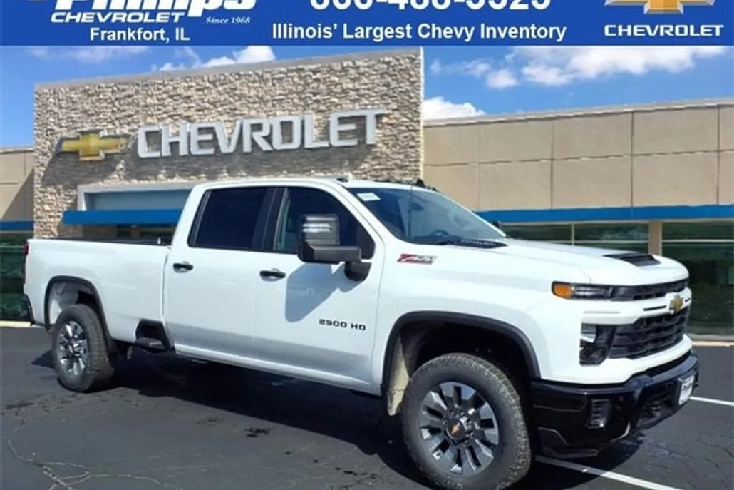 2026 Chevrolet Silverado 2500HD Custom photo 1