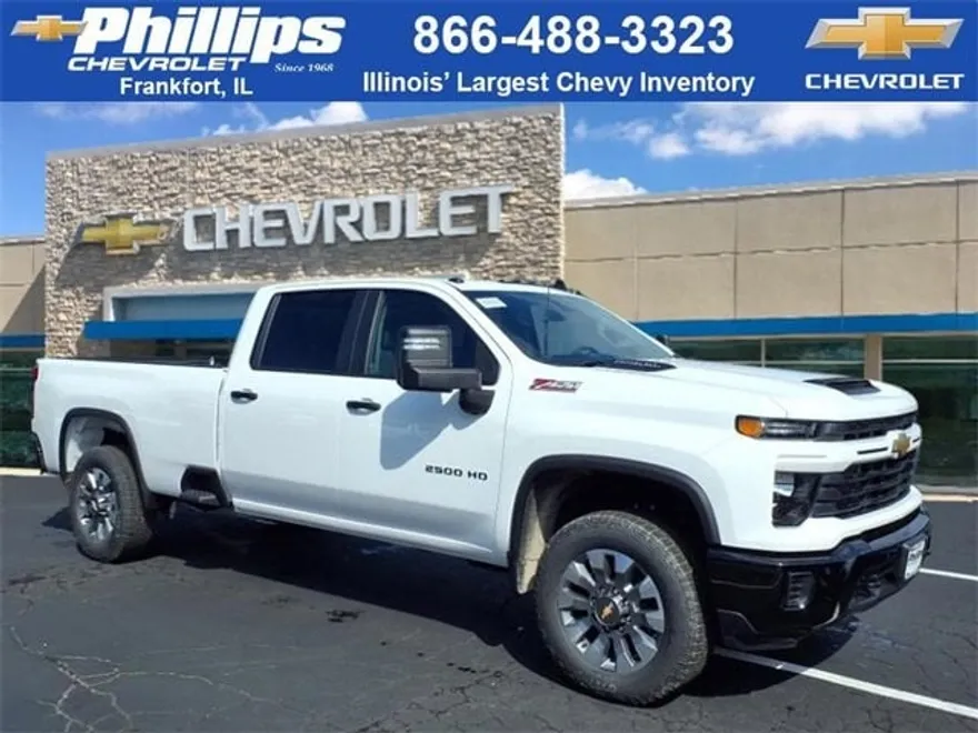 2026 Chevrolet Silverado 2500HD Custom photo 1