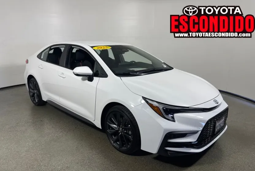 2025 Toyota Corolla SE photo 1