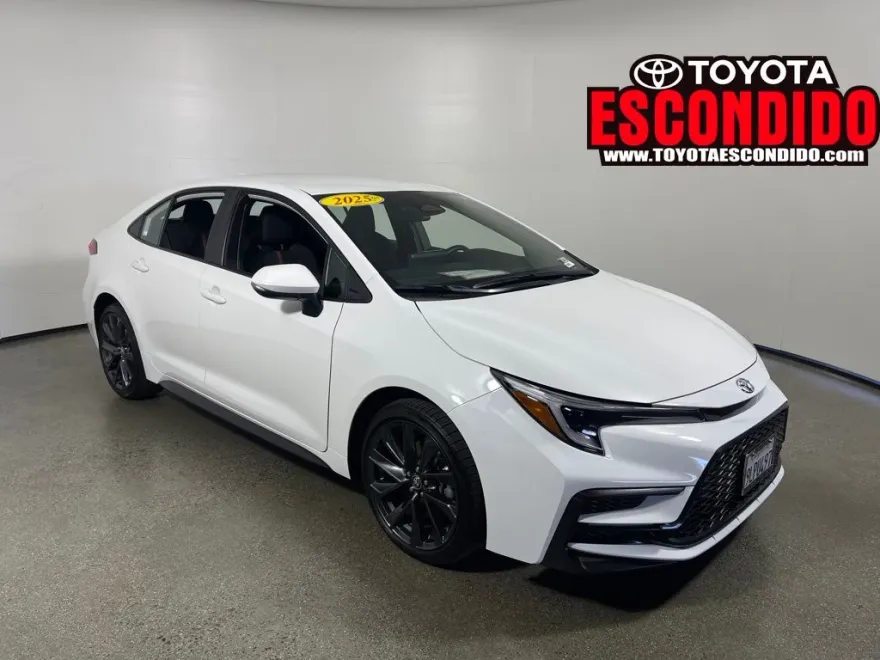 2025 Toyota Corolla SE photo 1
