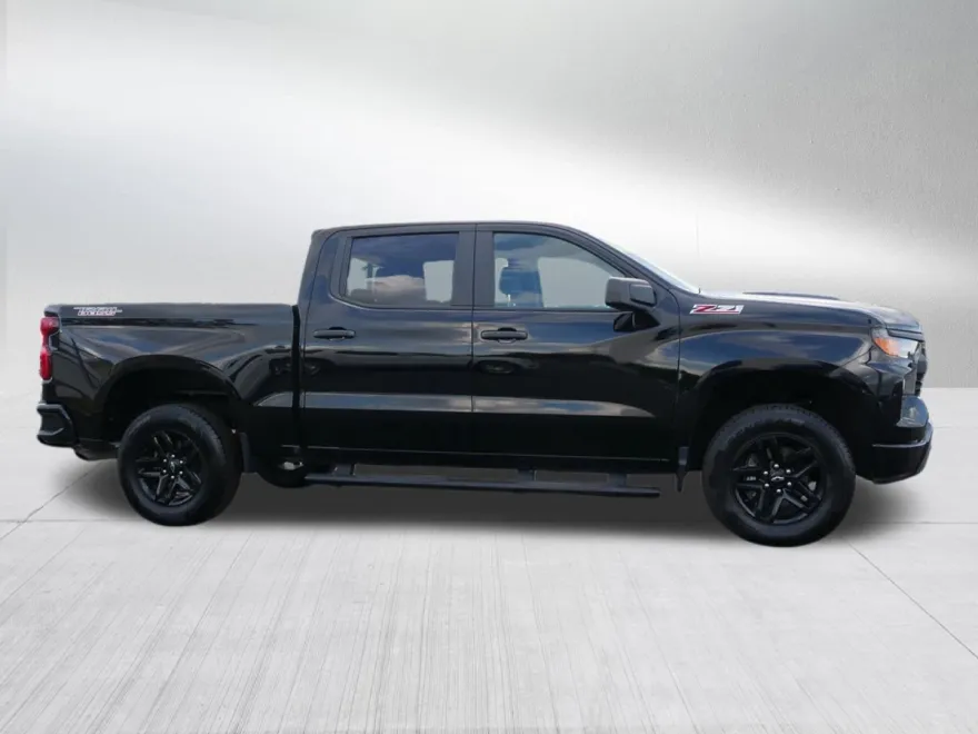 2022 Chevrolet Silverado 1500 Custom Trail Boss photo 1