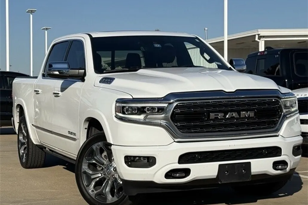 2022 Ram 1500 Limited photo 1