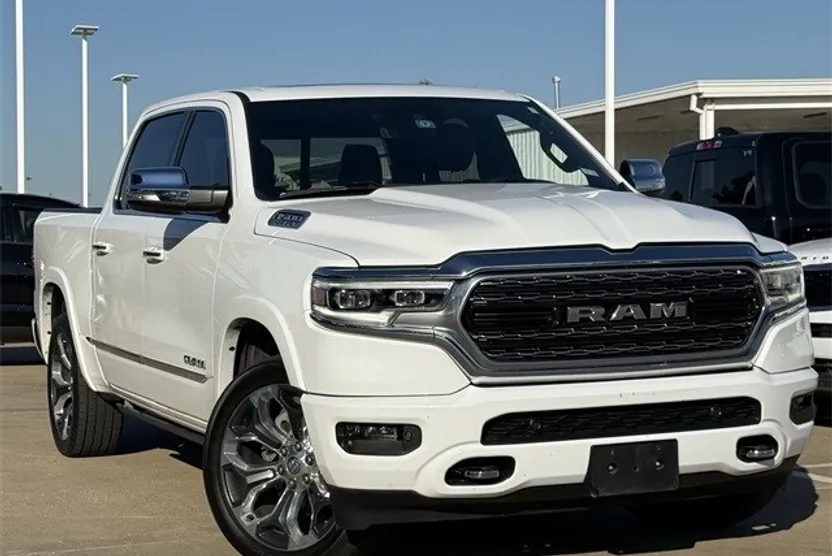 2022 Ram 1500 Limited photo 1