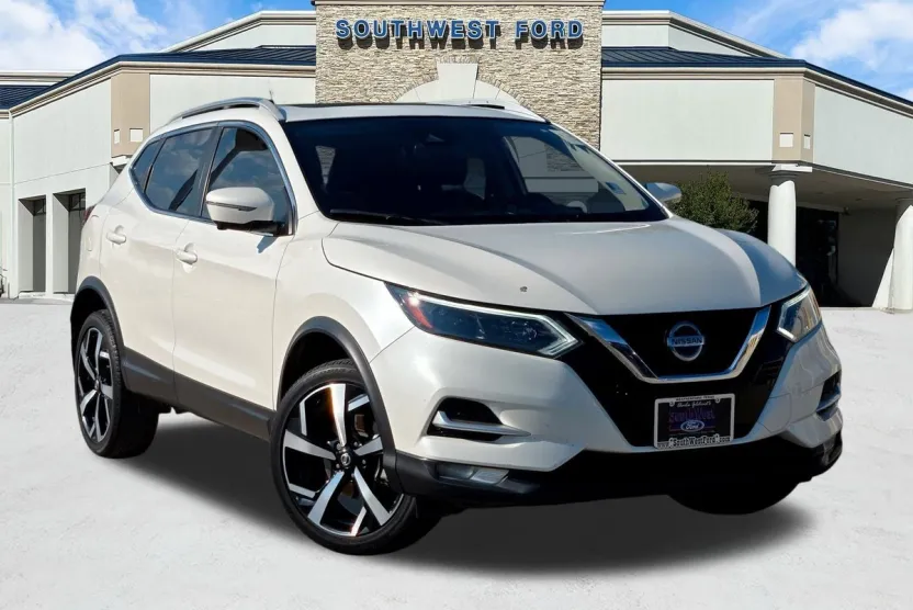 2021 Nissan Rogue Sport SL photo 1