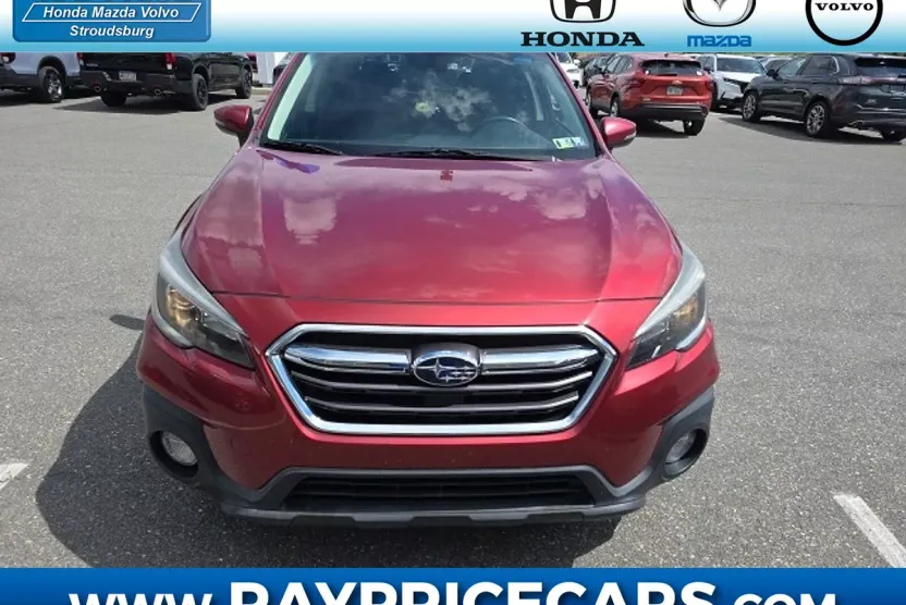 2018 Subaru Outback 2.5i Premium photo 1