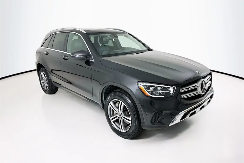 2021 Mercedes Benz GLC 300 photo 1