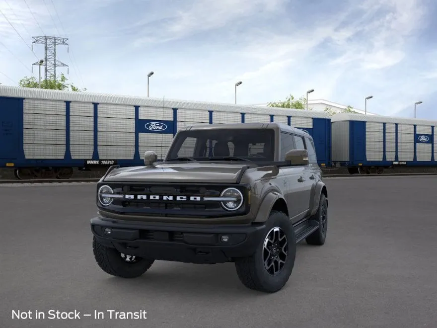 2025 Ford Bronco Outer Banks photo 1