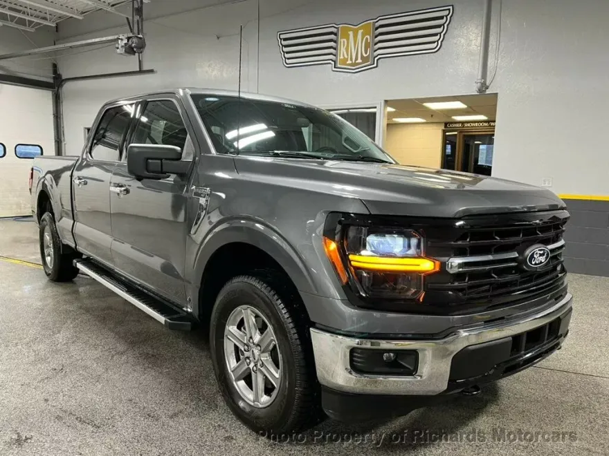 2024 Ford F-150 XLT photo 1
